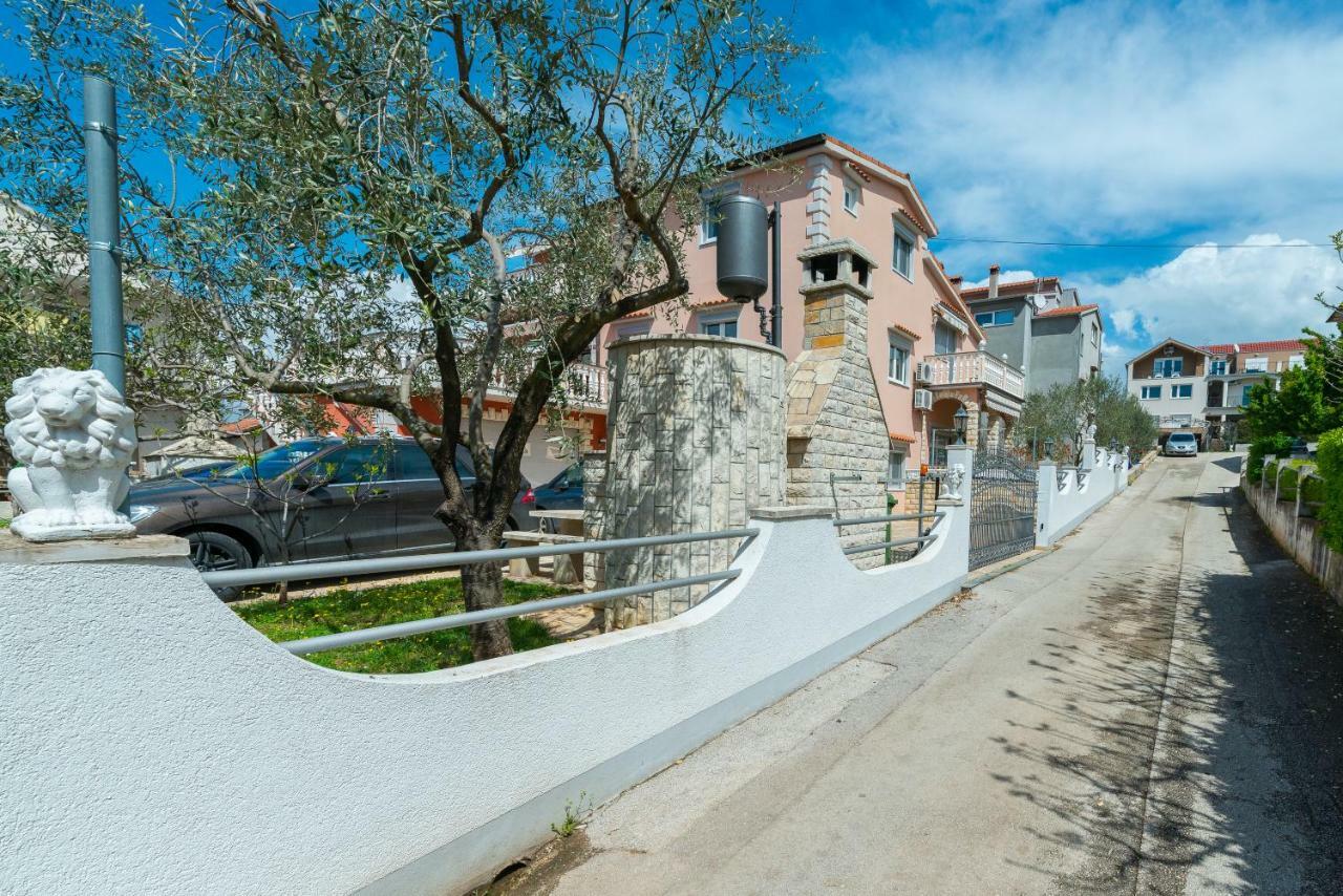 Katy & David Apartments Задар Экстерьер фото